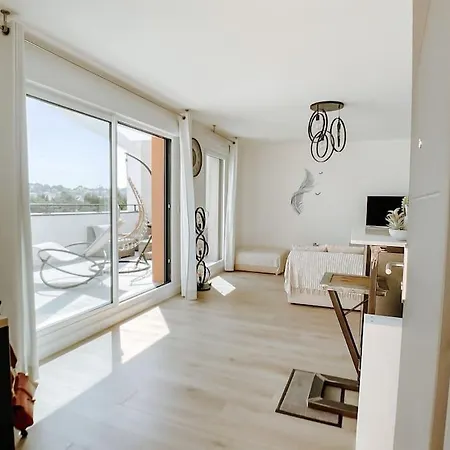 Appartement Type Industriel Dans Cadre Provencal Sanary-sur-Mer Esterno foto