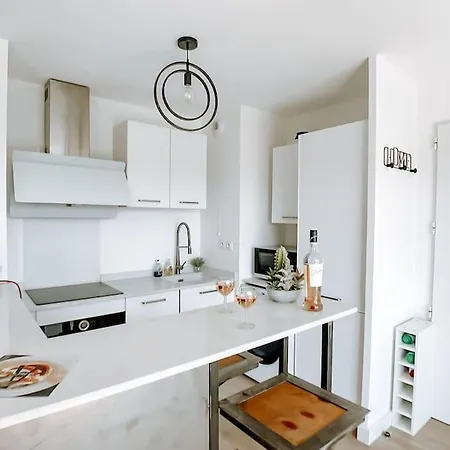 Appartement Type Industriel Dans Cadre Provencal Sanary-sur-Mer Esterno foto