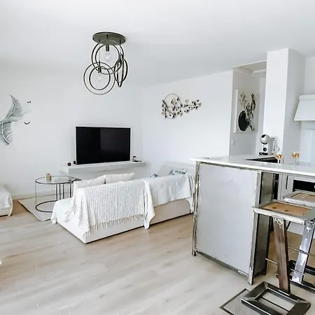 Appartement Type Industriel Dans Cadre Provencal Sanary-sur-Mer Esterno foto