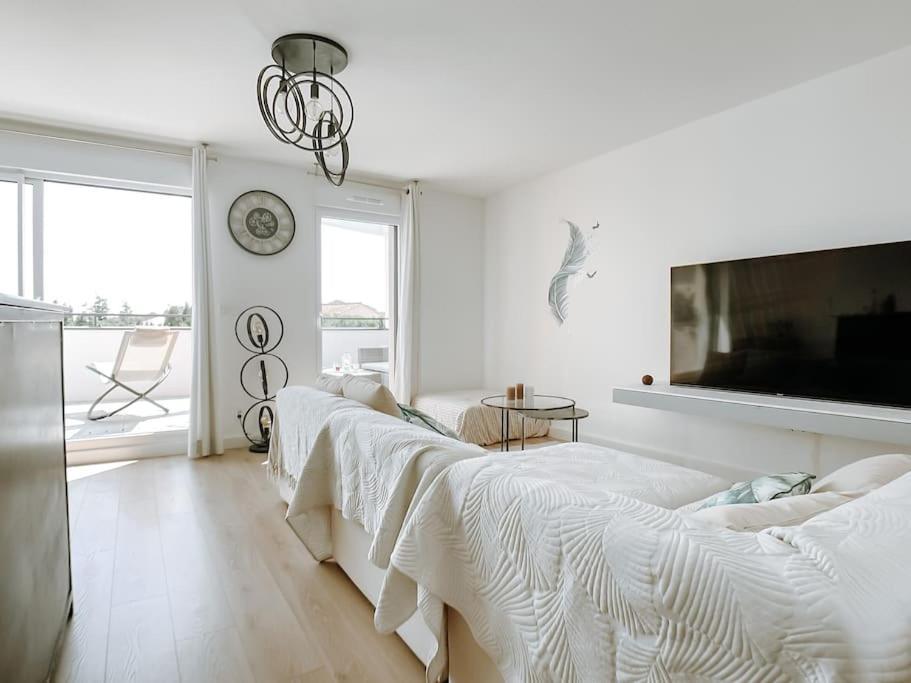 Appartement Type Industriel Dans Cadre Provencal *